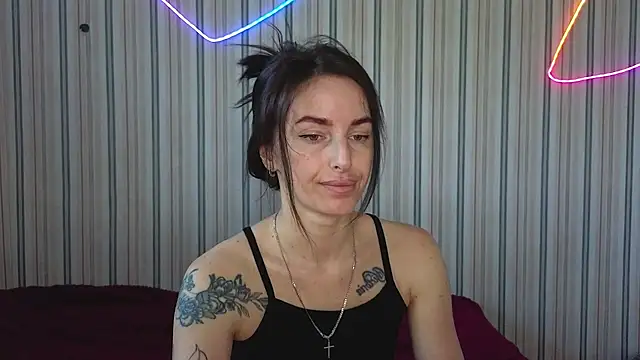 xx adrihanna xx online show from 06.25.26