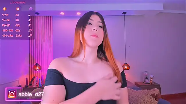 AbbieEdmond online show from 11.25.25