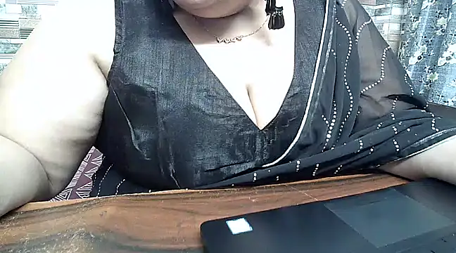 Snapshot of Sexy_raman_ chatting on 12.03.24 Sexy raman online show from 12.03.24