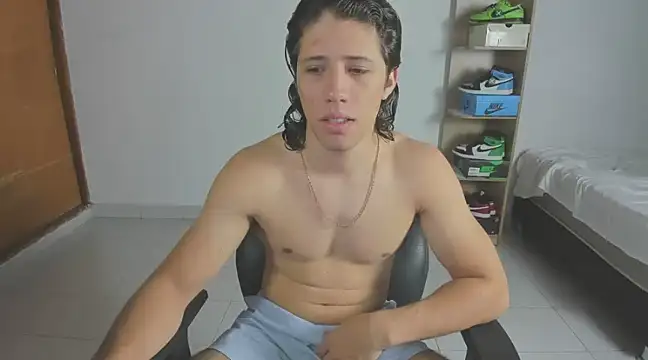 imtonny19 online show from 03.04.25