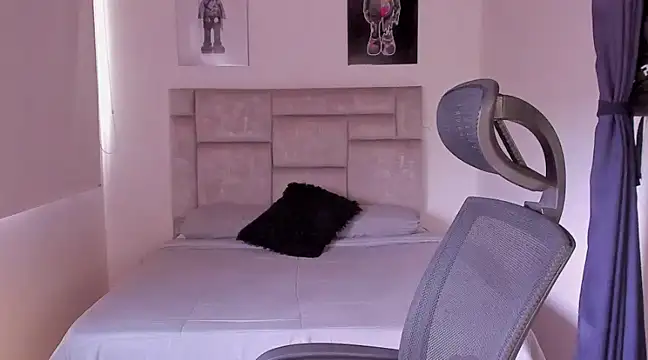 Snapshot of paul_rogerr chatting on 02.16.25 paul rogerr online show from 02.16.25