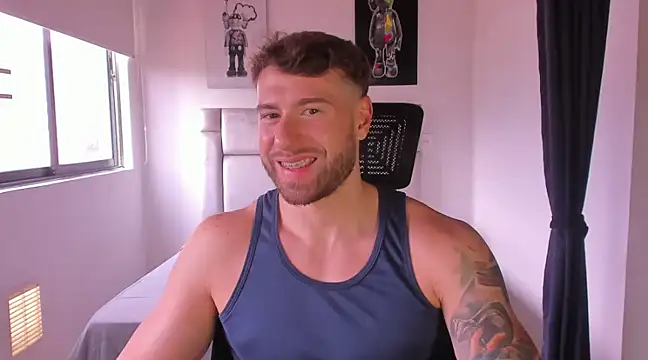 Snapshot of paul_rogerr chatting on 03.04.25 paul rogerr online show from 03.04.25