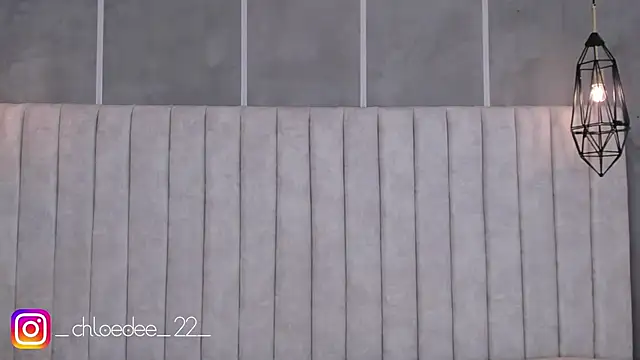 Snapshot of chloe_d chatting on 01.27.25 chloe d online show from 01.27.25