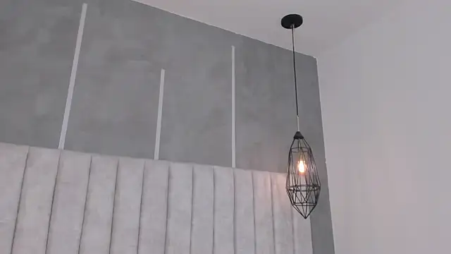 Snapshot of chloe_d chatting on 02.28.25 chloe d online show from 02.28.25