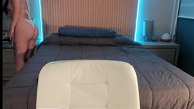 Snapshot of Shinny_Day chatting on 12.07.24 Shinny Day online show from 12.07.24