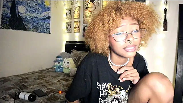 Cristal Jonasxh online show from 02.06.25