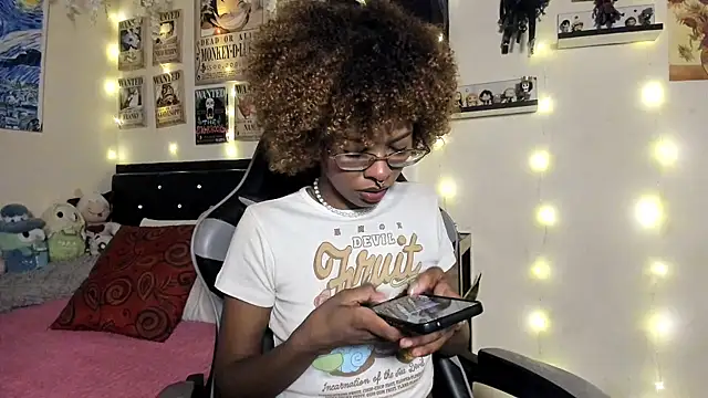 Cristal Jonasxh online show from 10.04.25