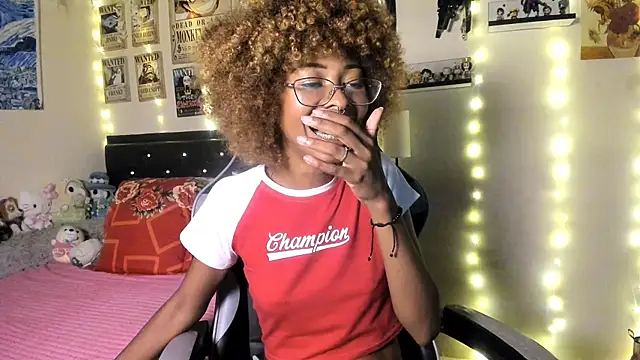 Cristal Jonasxh online show from 11.20.25