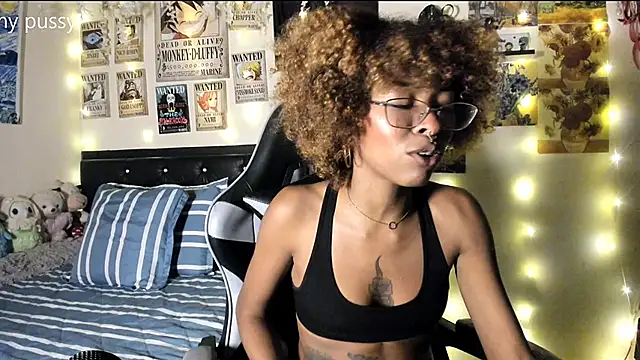 Cristal Jonasxh online show from 12.23.25