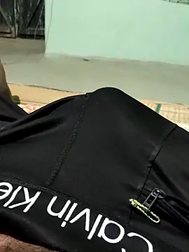 SILENT FUCKER 01 online show from 02.18.25