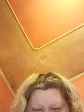 ducicsajsziii online show from 04.04.26