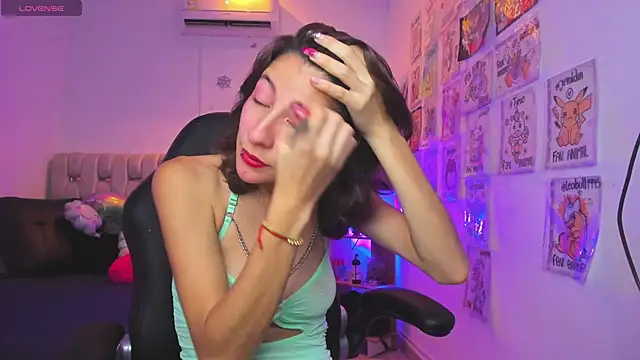 Snapshot of Gorgeous_Team chatting on 02.20.25 Gorgeous Team online show from 02.20.25