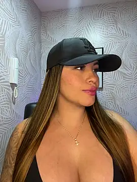 sexyyykloee online show from 02.16.26