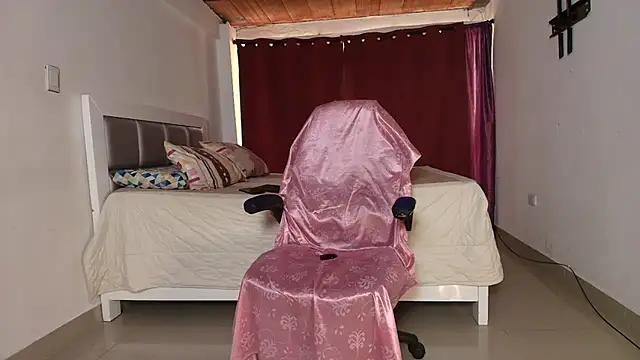 Danna 777 online show from 09.19.25