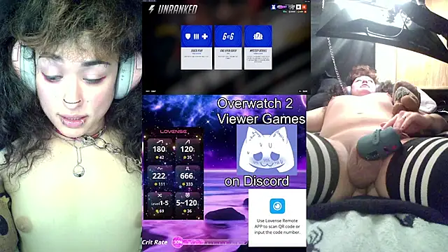 Snapshot of Solumi chatting on 12.01.25 Solumi online show from 12.01.25