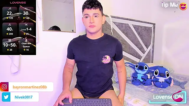 Snapshot of niall_falcon chatting on 02.24.26 niall falcon online show from 02.24.26