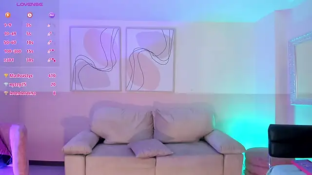 AlessiaCorleone  online show from 01.25.25