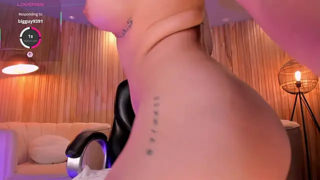 AmyWalker  online show from 02.27.25