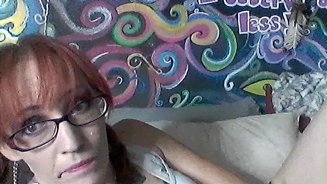 Snapshot of 4EyedSluttyGinger chatting on 05.02.26 4EyedSluttyGinger online show from 05.02.26
