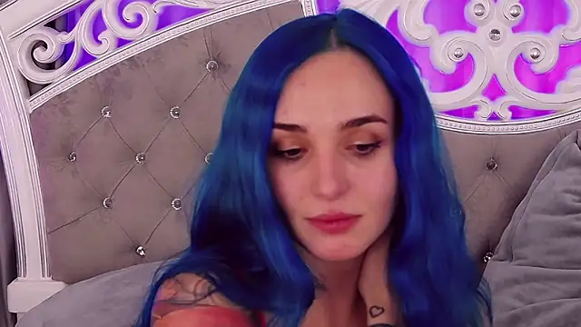 Snapshot of MeIisaLove chatting on 03.15.25 MeIisaLove online show from 03.15.25