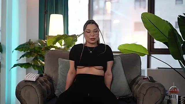 Assmerising online show from 02.21.26