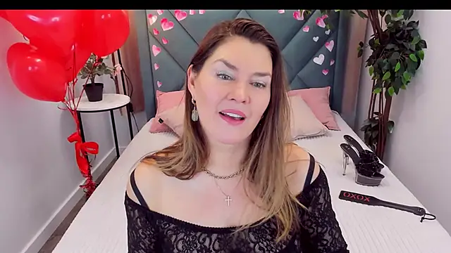 Adele Russo online show from 02.12.25