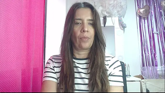 Victoria meester online show from 02.19.25