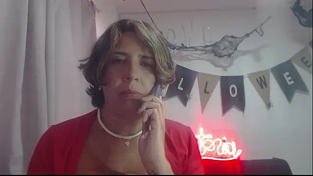 Victoria meester online show from 10.03.25