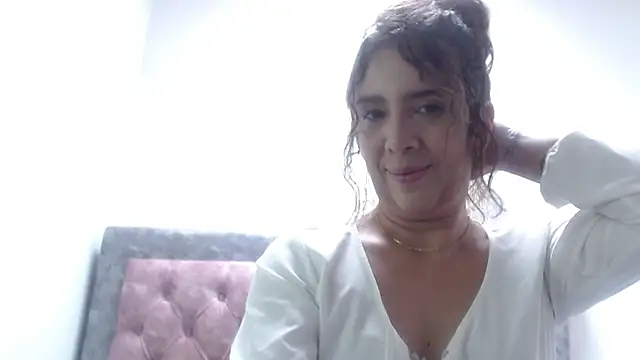 Snapshot of Victoria_meester chatting on 05.22.26 Victoria meester online show from 05.22.26