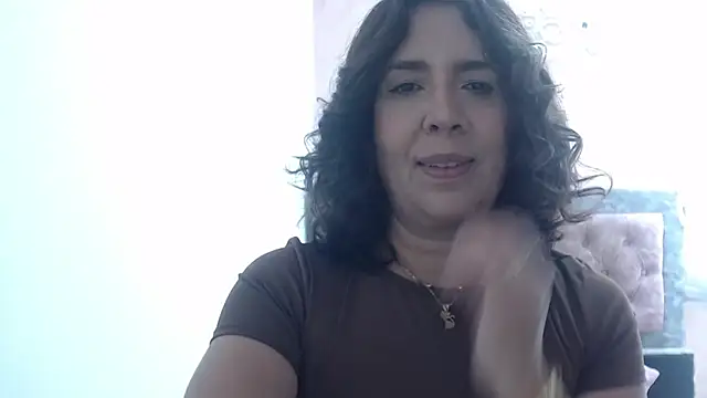 Snapshot of Victoria_meester chatting on 06.23.26 Victoria meester online show from 06.23.26