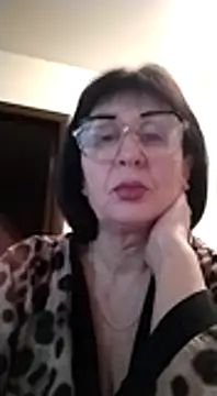 Snapshot of AlbinaXPretty chatting on 01.21.25 AlbinaXPretty online show from 01.21.25