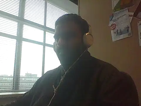 Snapshot of JohnBond009 chatting on 02.24.25 JohnBond009 online show from 02.24.25