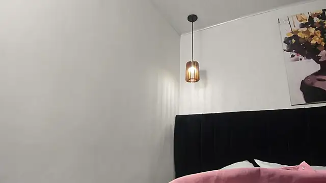 dolly zoe online show from 04.14.26