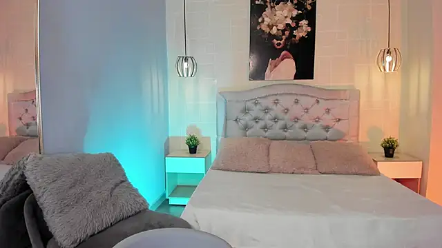 ayshel   online show from 02.15.25