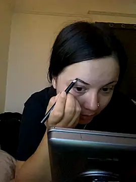 Snapshot of xocrybaby chatting on 09.13.25 xocrybaby online show from 09.13.25