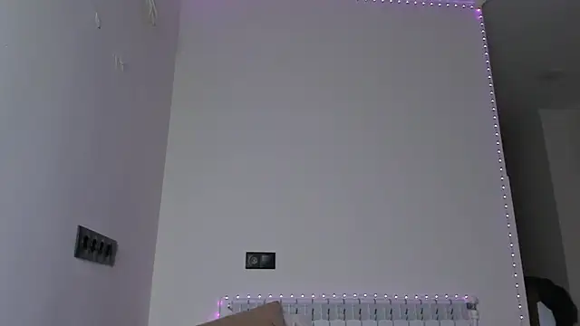 Snapshot of dollmore chatting on 02.24.25 dollmore online show from 02.24.25