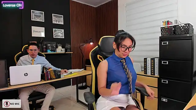 Office Naughty Girl online show from 03.20.25