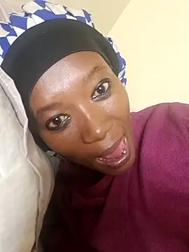 NikkiDickSavage online show from 03.22.25