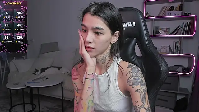 vinkitinkii online show from 02.18.25