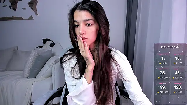 vinkitinkii online show from 10.02.25