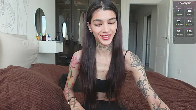 vinkitinkii online show from 10.12.25