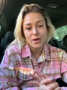 petrouchkaaa  online show from 01.30.25