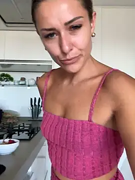 petrouchkaaa  online show from 09.10.25