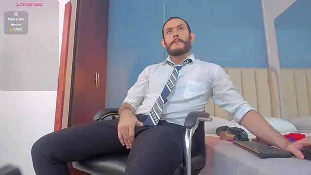 Snapshot of jeanpiere_ chatting on 03.18.25 jeanpiere online show from 03.18.25