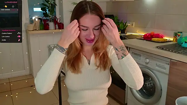 MissLovex online show from 12.18.25