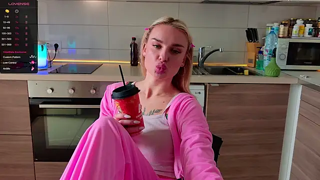 MissLovex online show from 04.15.26