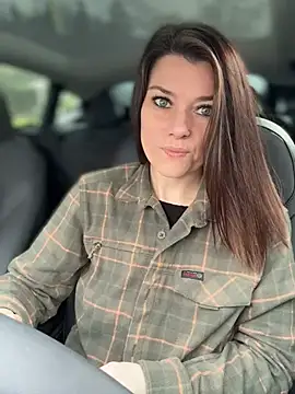 LadyLena1 online show from 01.31.25