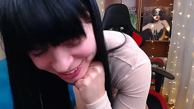 Snapshot of JuicyJess chatting on 01.12.25 JuicyJess online show from 01.12.25