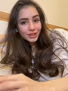 SofiaLaLight online show from 12.31.24