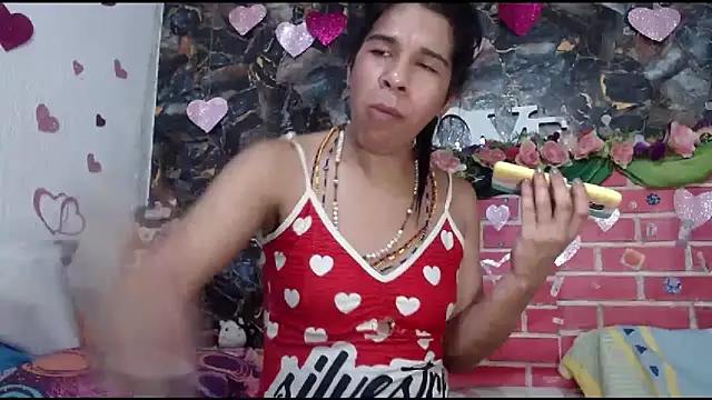 Snapshot of DesireDirtyTS__ chatting on 02.10.26 DesireDirtyTS online show from 02.10.26